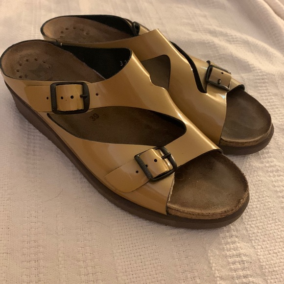 Mephisto Shoes - Mephisto patent leather corkbed sandals